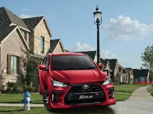 cicilan harga mobil agya kredit