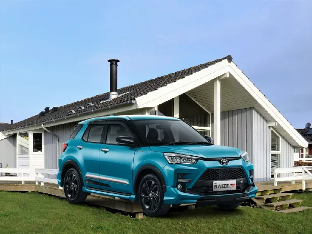 harga cash mobil toyota raize