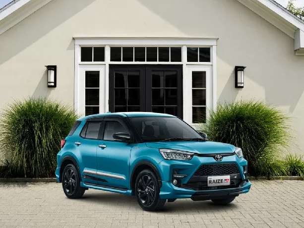harga cicilan mobil raize
