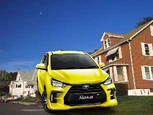 harga mobil agya baru kredit