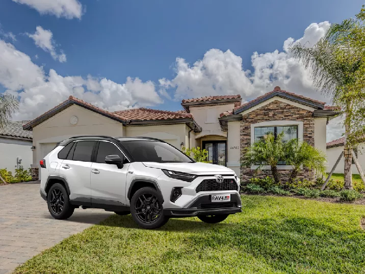 kredit toyota rav4 gr sport