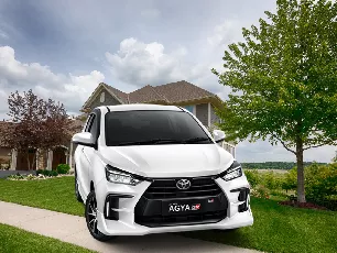 rincian kredit mobil agya